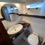 Yacht Amavida - Jacht - Traumzeitboot - Exklusiver Festanlieger In Perfekter Lage Auf Dem Scharmuetzelsee