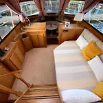 Yacht Amavida - Jacht - Traumzeitboot - Exklusiver Festanlieger In Perfekter Lage Auf Dem Scharmuetzelsee 보트호텔 *