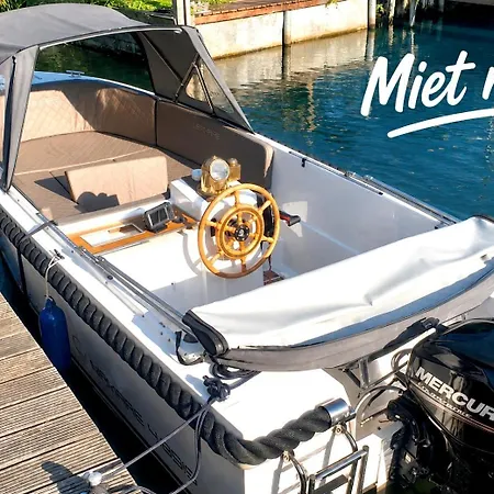 Yacht Amavida - Jacht - Traumzeitboot - Exklusiver Festanlieger In Perfekter Lage Auf Dem Scharmuetzelsee Båthotell *