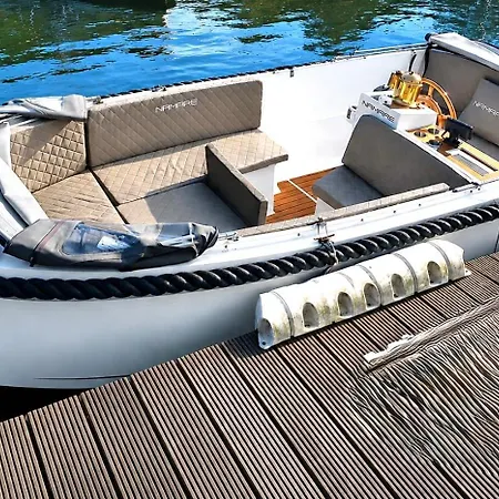 Yacht Amavida - Jacht - Traumzeitboot - Exklusiver Festanlieger In Perfekter Lage Auf Dem Scharmuetzelsee * Bad Saarow