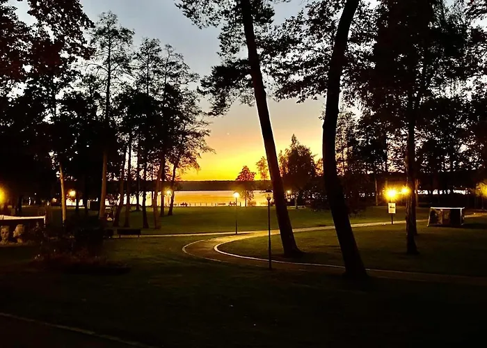 Yacht Amavida - Jacht - Traumzeitboot - Exklusiver Festanlieger In Perfekter Lage Auf Dem Scharmuetzelsee
