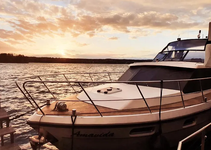 Yacht Amavida - Jacht - Traumzeitboot - Exklusiver Festanlieger In Perfekter Lage Auf Dem Scharmuetzelsee Bateau-hôtel Bad Saarow